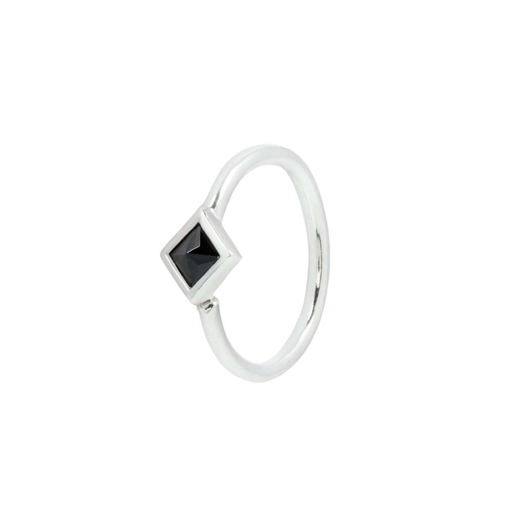 Mae Seam Ring with Reverse Set Black Spinel