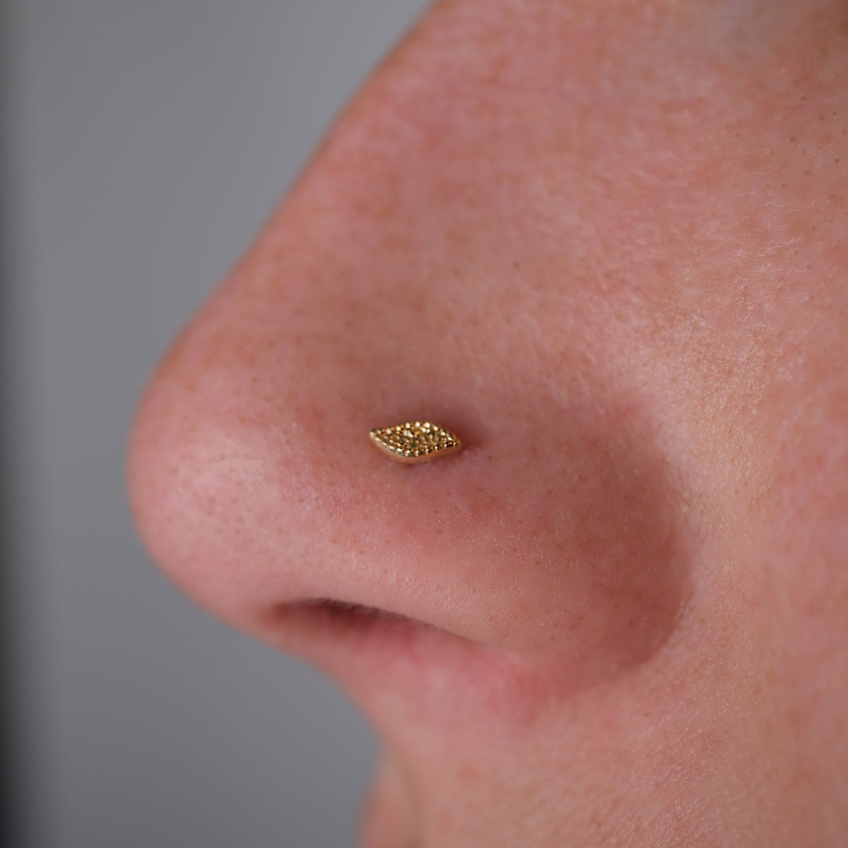 Wisp Threadless End