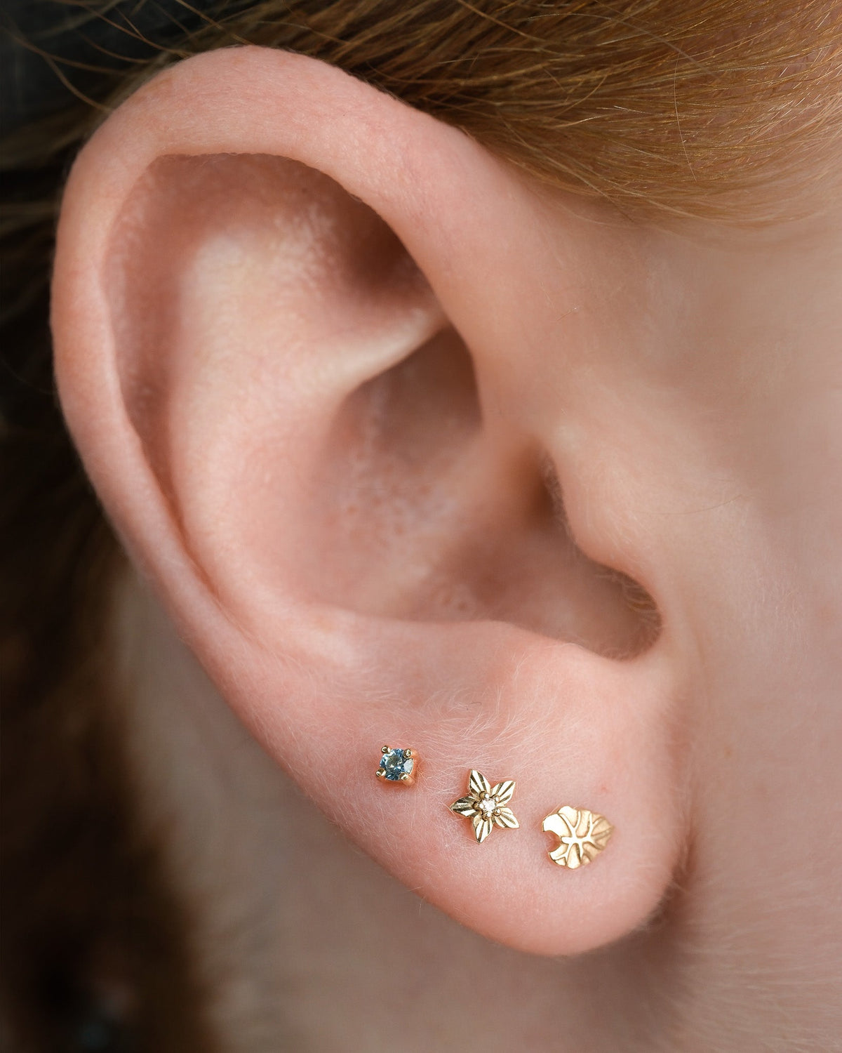 Prong Gem Threadless End with London Blue Topaz