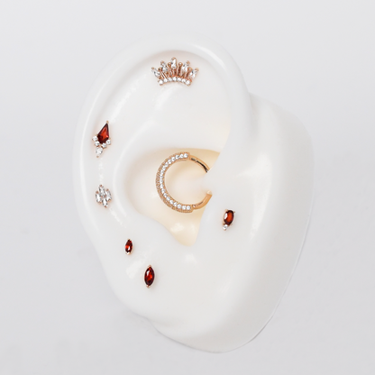 Zuri Threadless End with Garnet