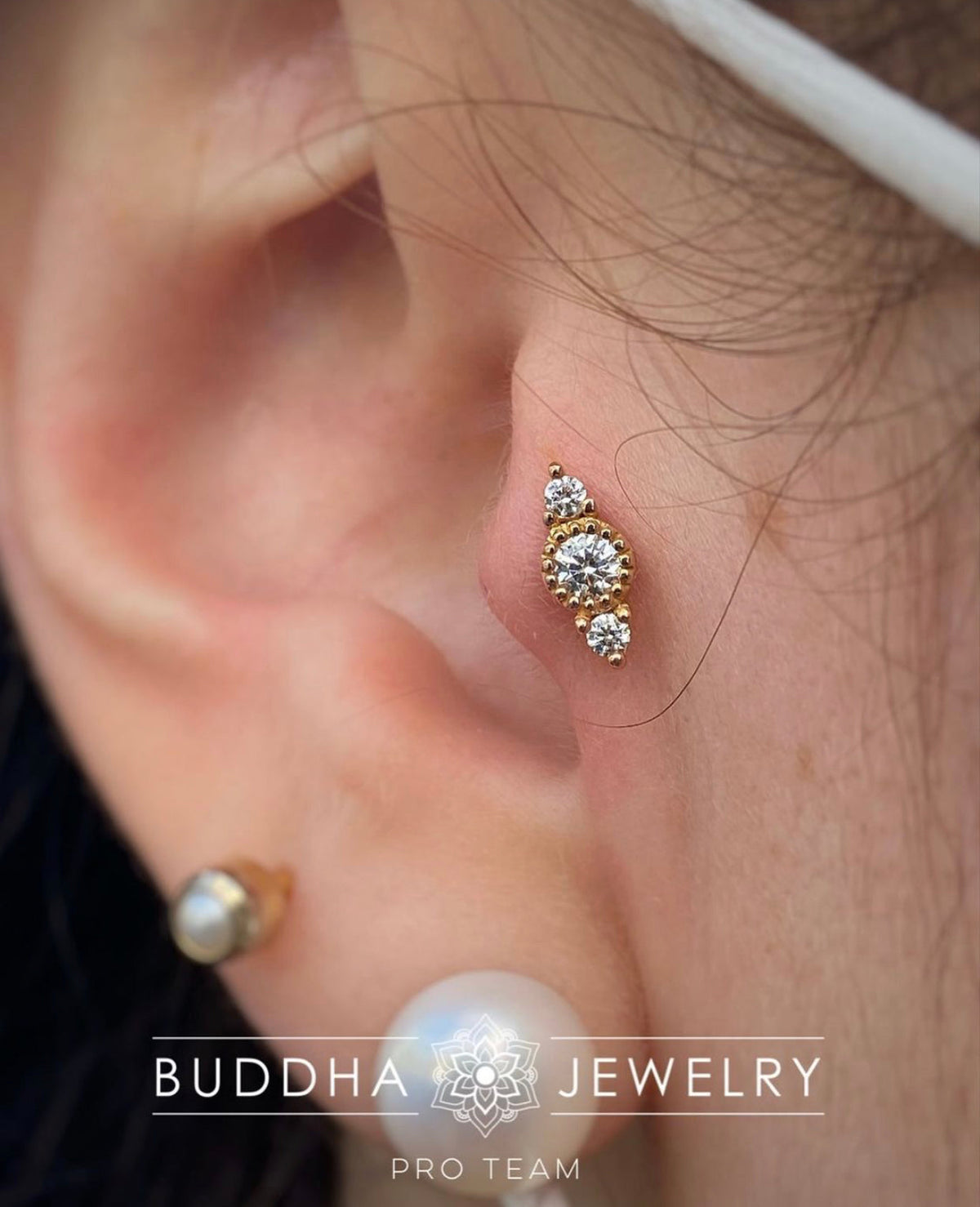 Lucien Threadless End with CZ