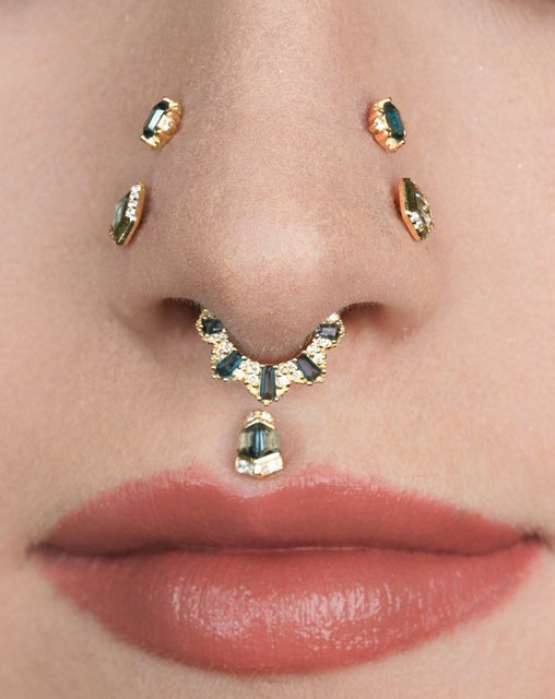 Vera Threadless End with London Blue Topaz