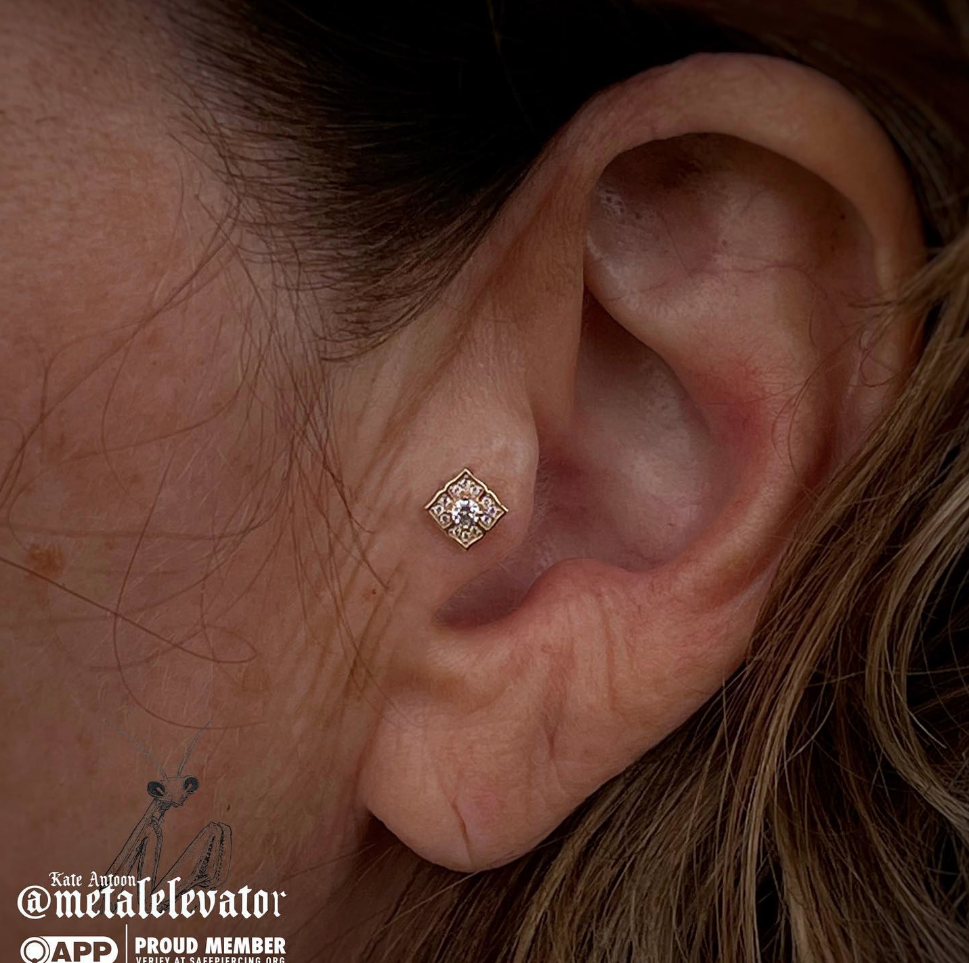 Grace Threadless End with CZ