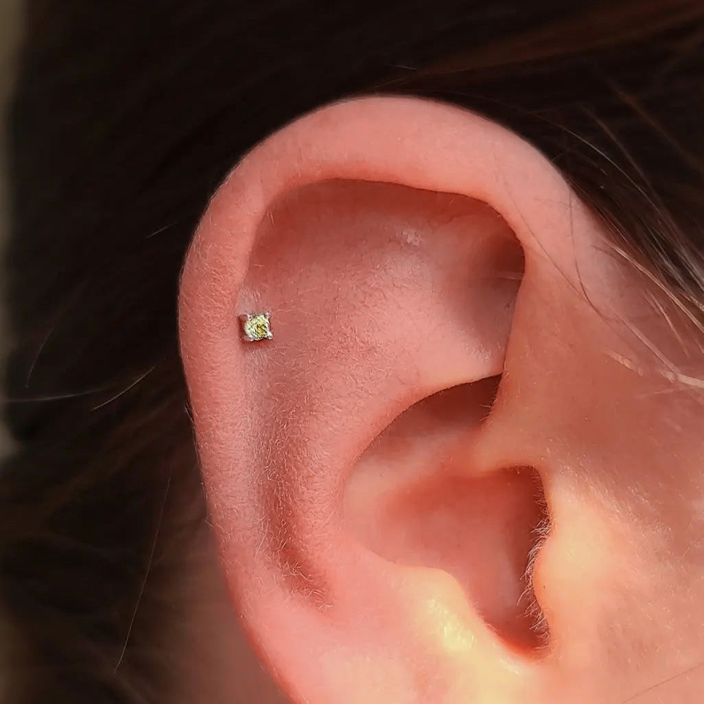 Prong Gem Threadless End with Peridot