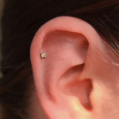 Prong Gem Threadless End with Peridot