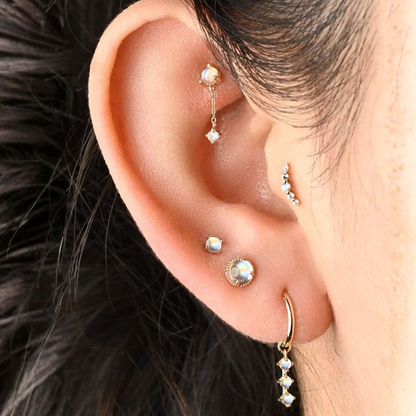 Bianca Threadless End with Moonstone