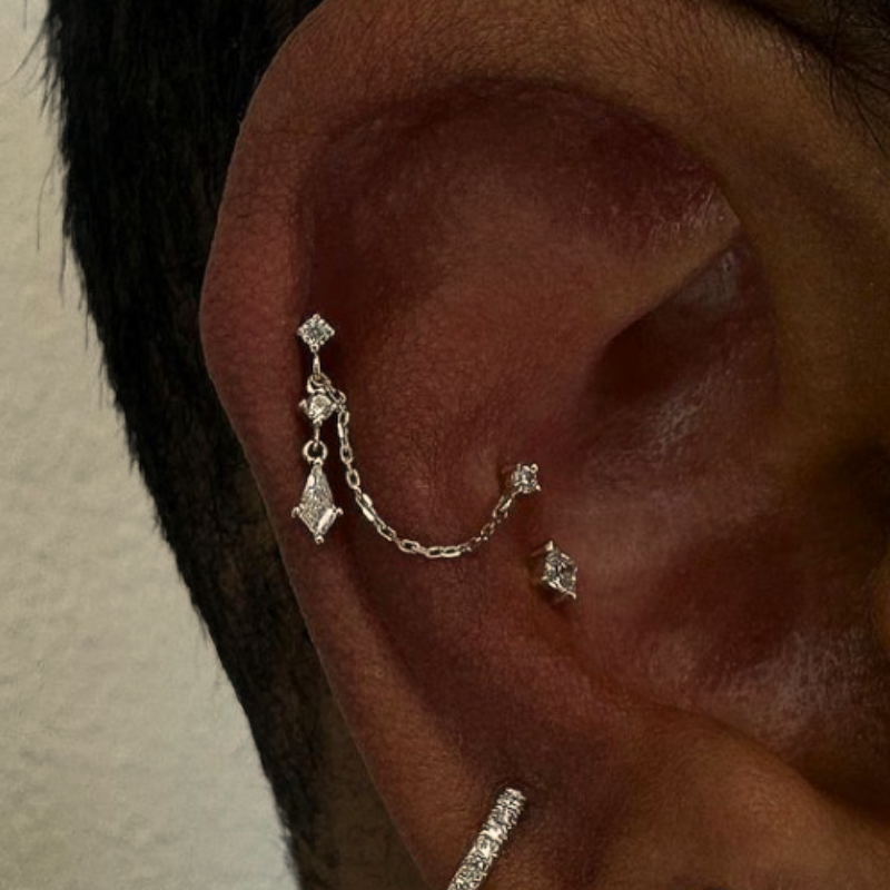 Flaunt Threadless End with CZ