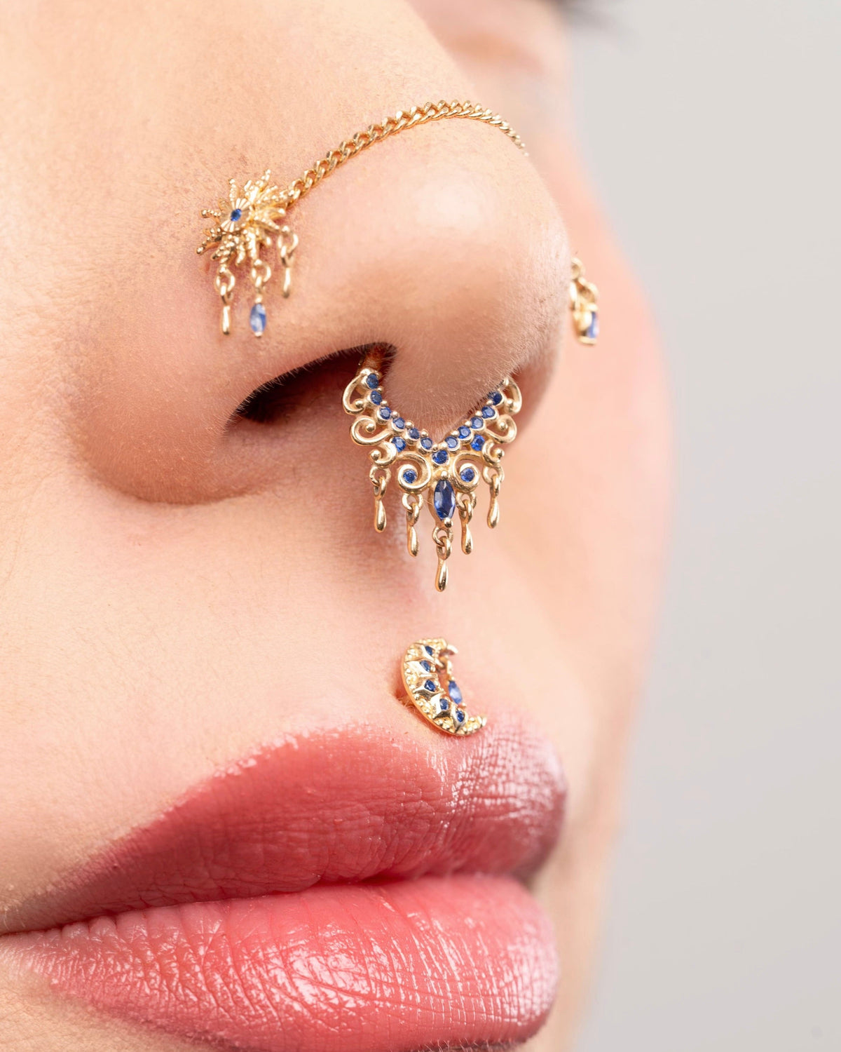 Moroccan Moon Threadless End with Blue Sapphire (Lab Grown)