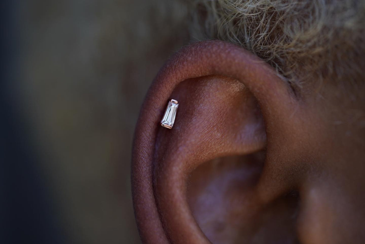 Tapered Baguette Threadless End with CZ