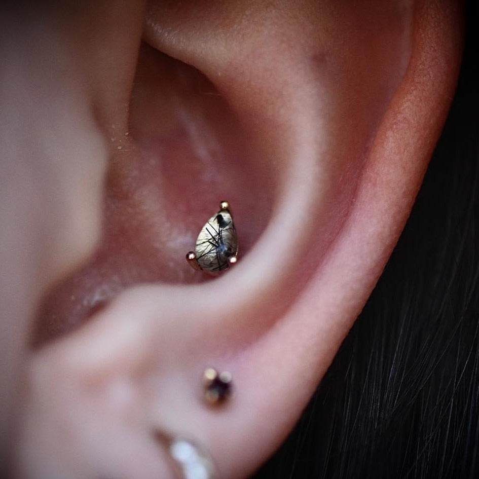 Pear Prong Threadless End with Tourmalinated Quartz