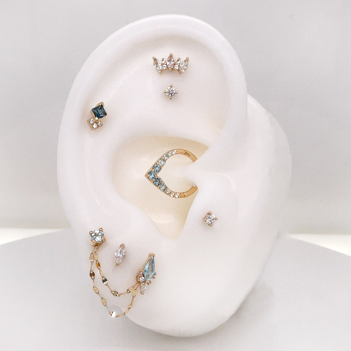 Zuri Threadless End with Diamond